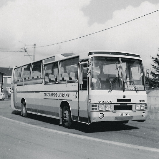 ancien bus collection évasion voyages Descamps
