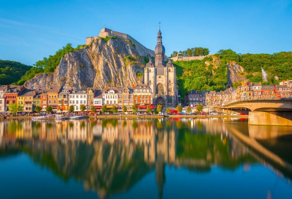 CITADELLE DE DINANT ET CROISIÈRE SUR LA MEUSE
